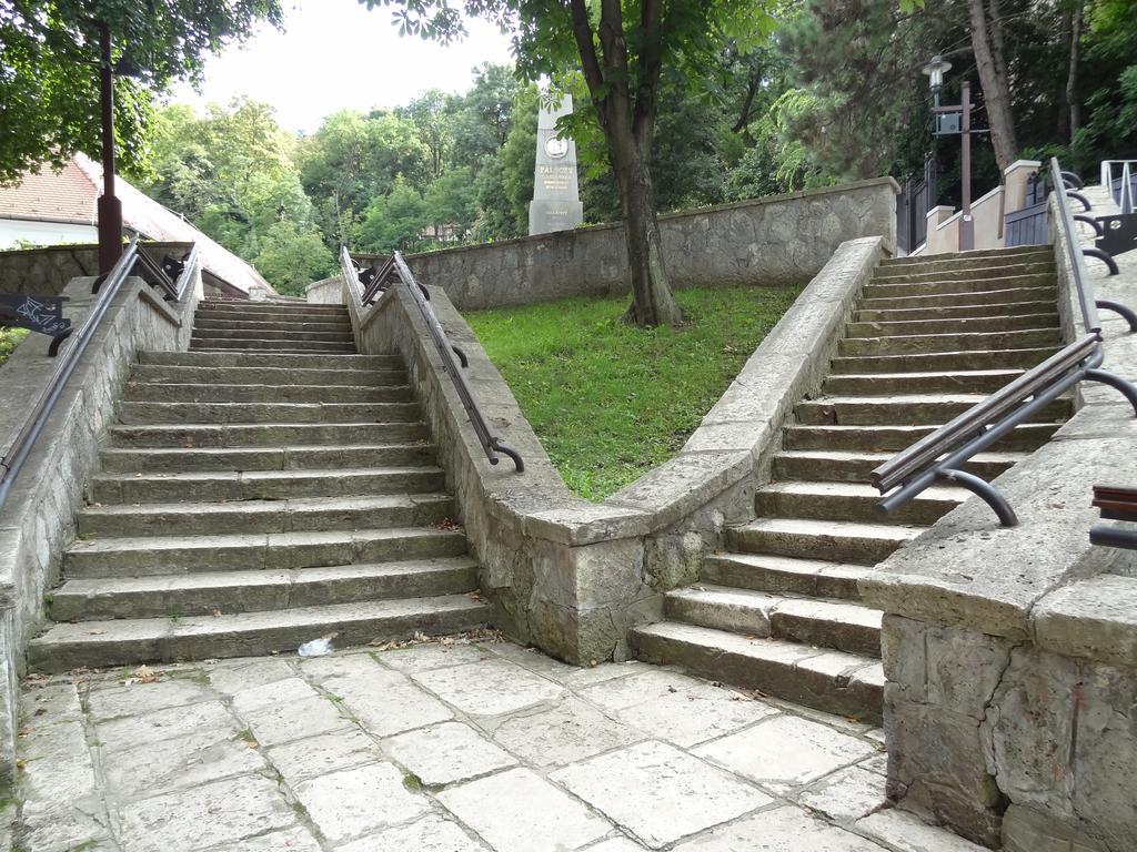Dia Apartman Мишкольц Экстерьер фото